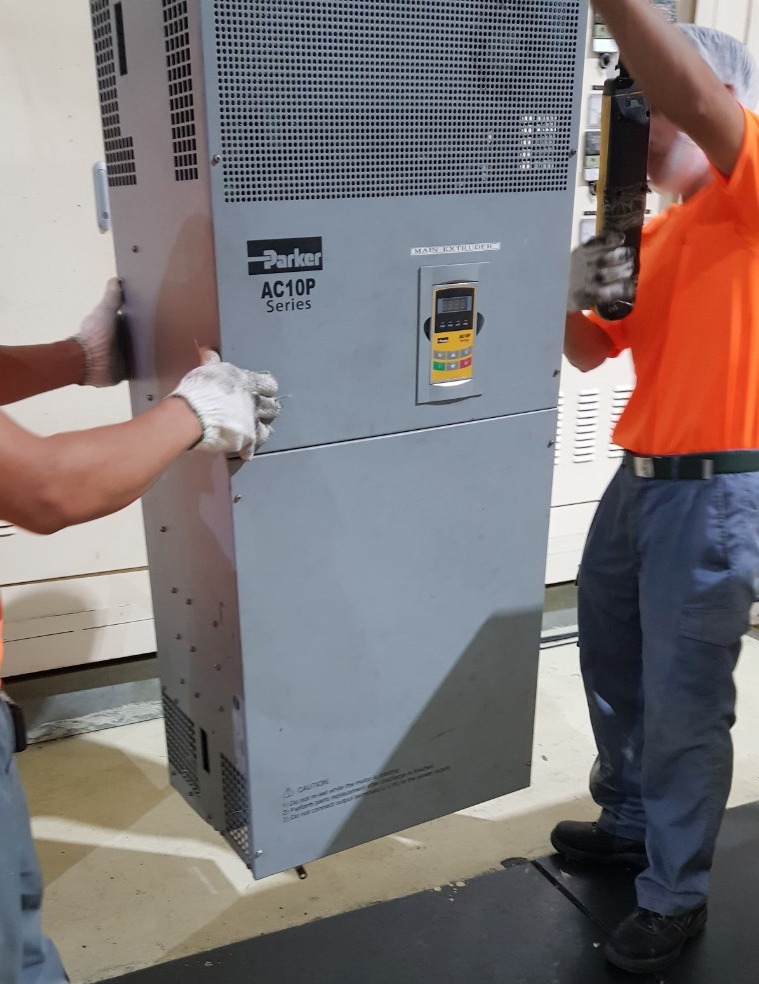 van-chuyen-bien-tan-315kw